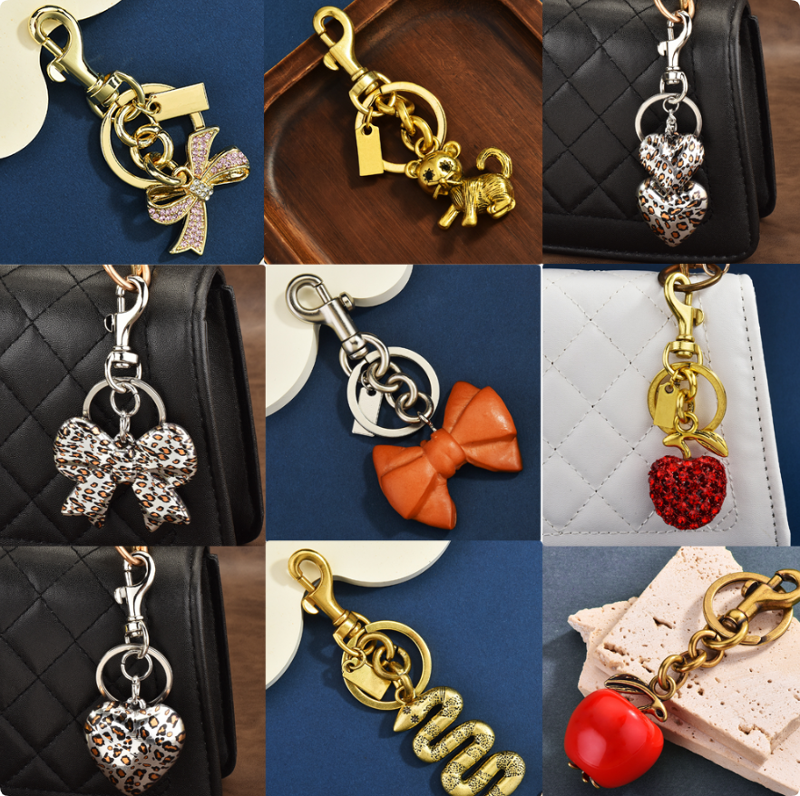 Luxury Designers Keychains Letters Wallet Apple Leopard Print Key Chain Unisex Lanyards Keychain Jewelry Purse Charm Keyring