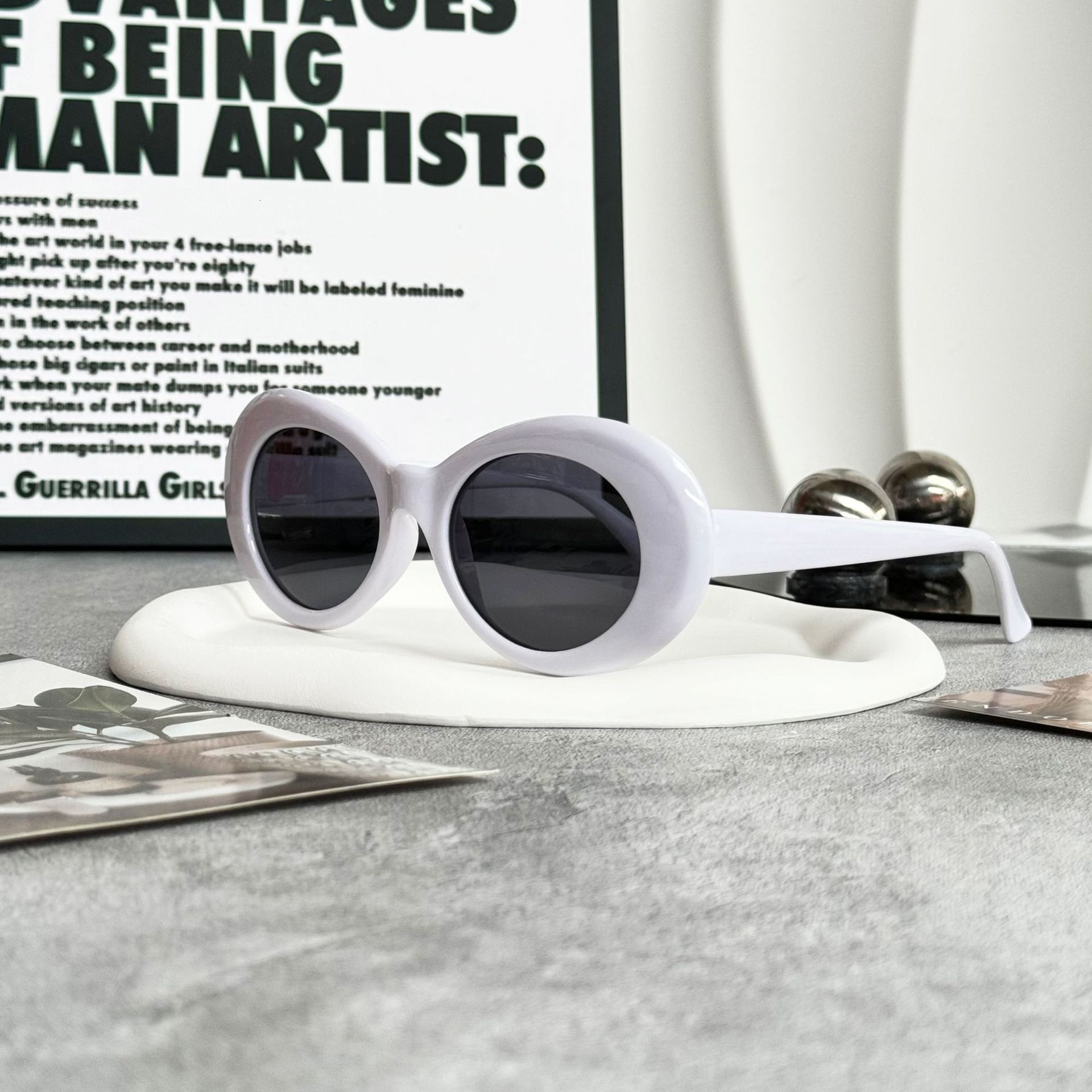 24 new fashionable street photography glasses, high-end and UV resistant oval cat eye sunglasses