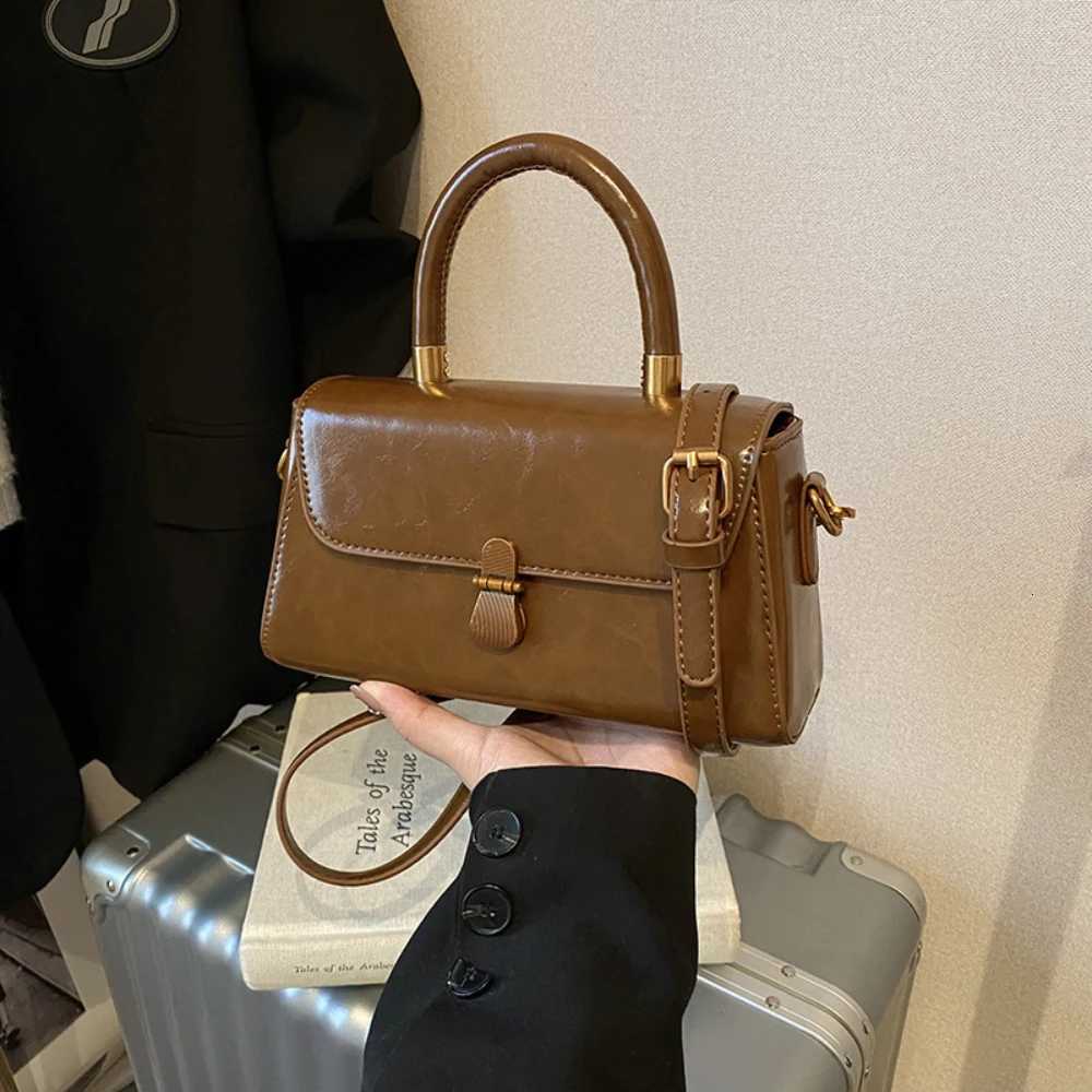 Women Crossbody Bag French Style Vintage Solid Buckle Zipper Handbags High-Grade Glossy PU Texture Single Shoulder BagsT2511112