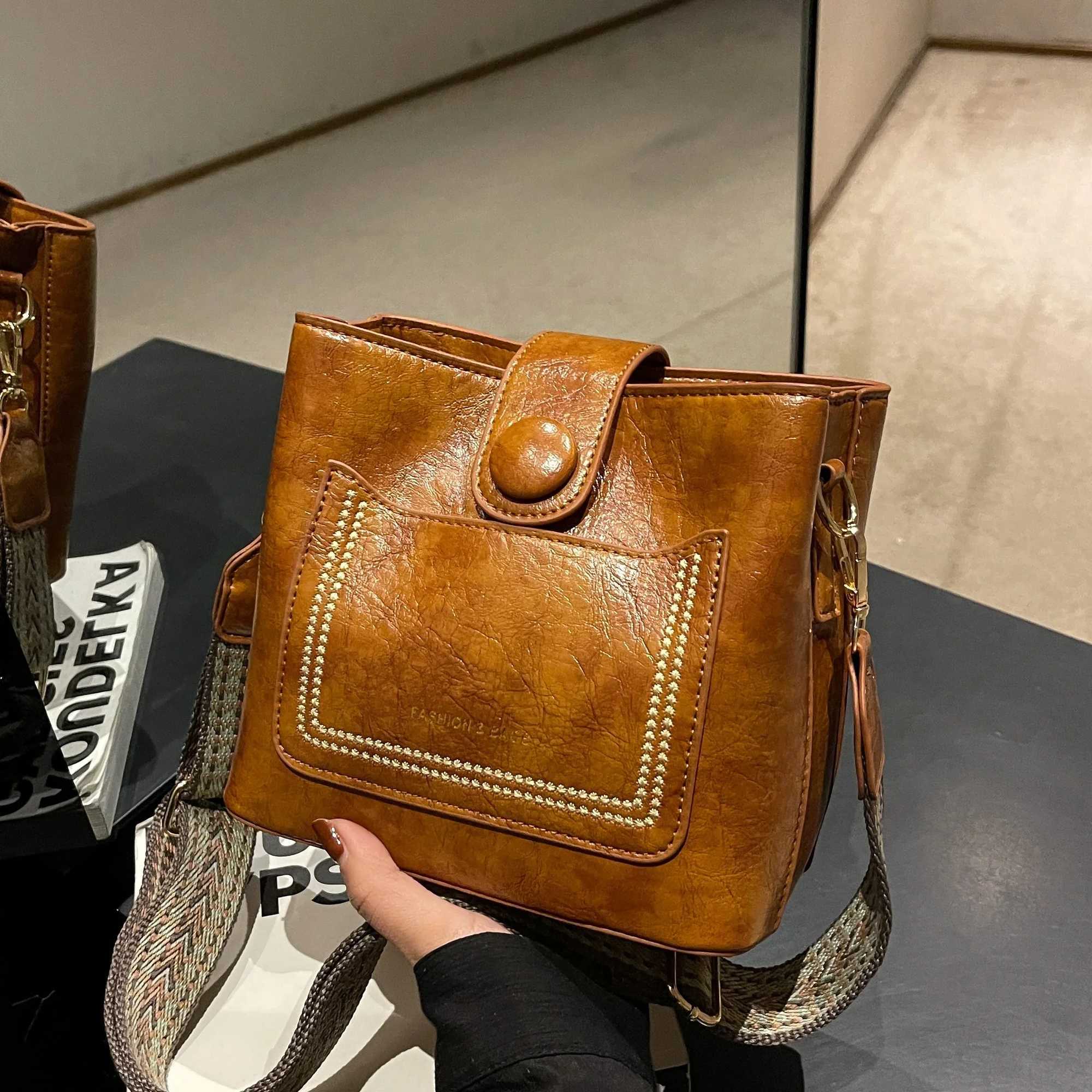 Retro Simple PU Leather Bucket Cross Body Bag for Women Luxury Designer Handbag for Women Black Shoulder Bag for WomenXJ250412