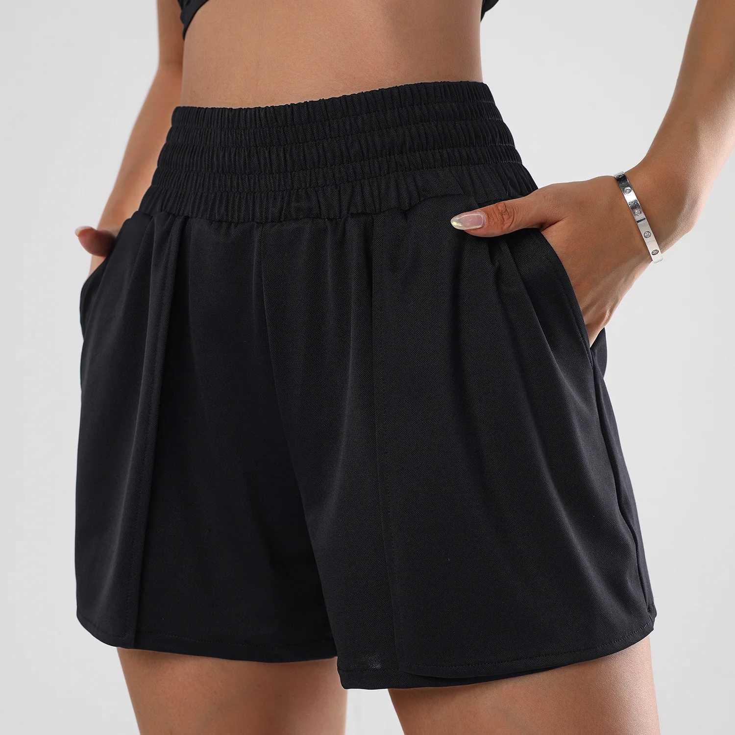 Womens high waisted yoga shorts slim and suitable for hip lifting sports shorts for gym running high elasticity bicycle shorts womens fitness yoga sho