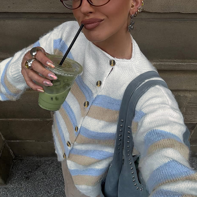 Women's autumn and winter clothing, women's casual style, fitted round neck fashionable sweater, colorful striped front asymmetrical design 