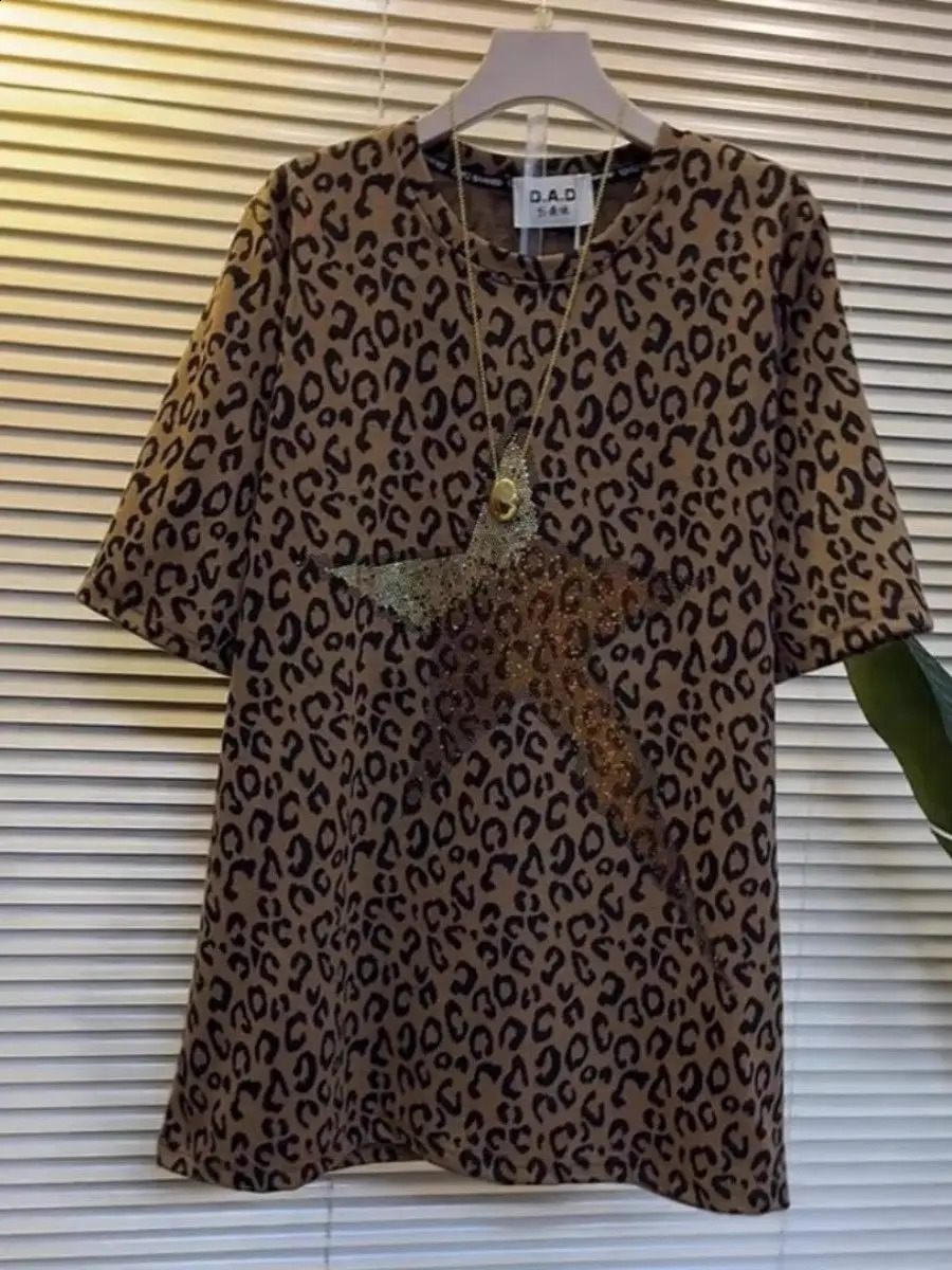 Leopard Print sequined womens short sleeved T-shirt loose fit top for summer 250410