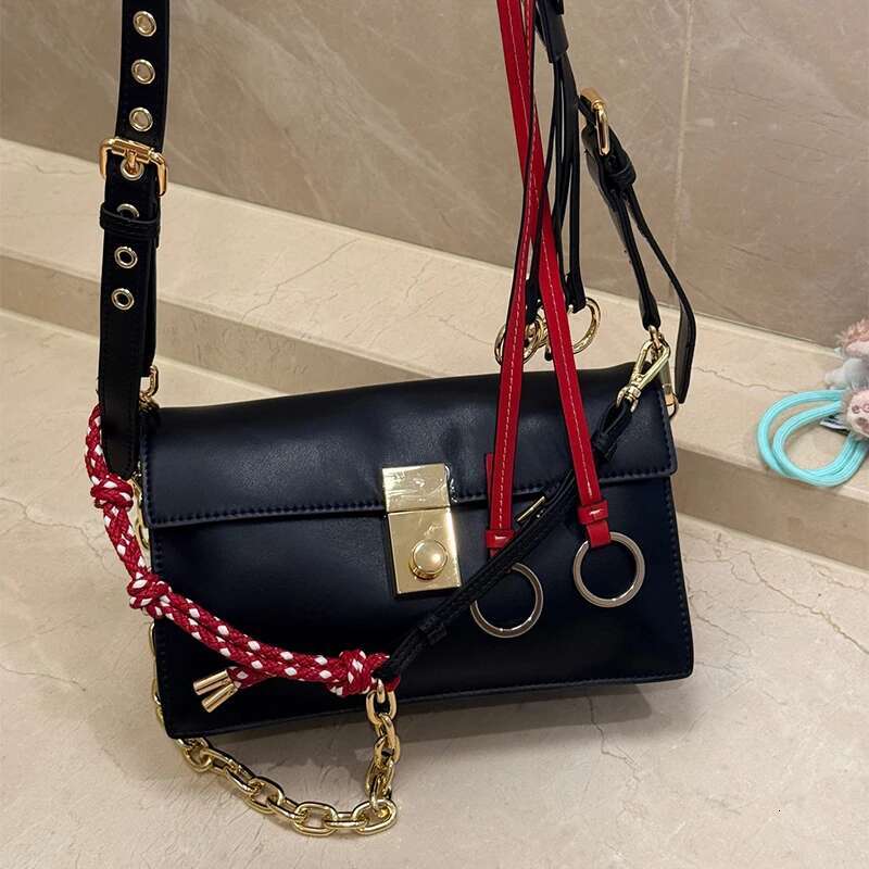 Design Soft Sound Flap Square Messenger Bag For Women 2025 New Genuine Leather Ladies Retro Handbag With Locker Pendant