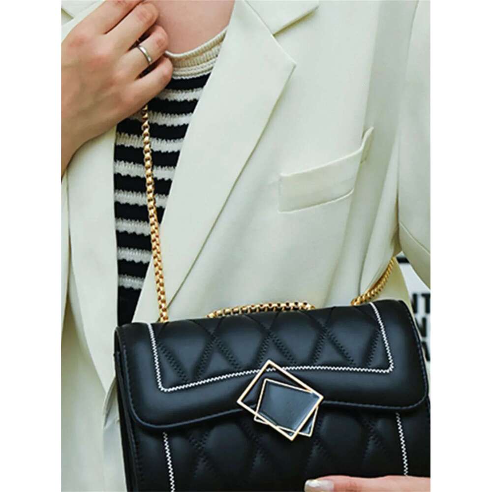 Black dia women 2025 summer new fashion chain shoulder bag temperament crossbody handbag