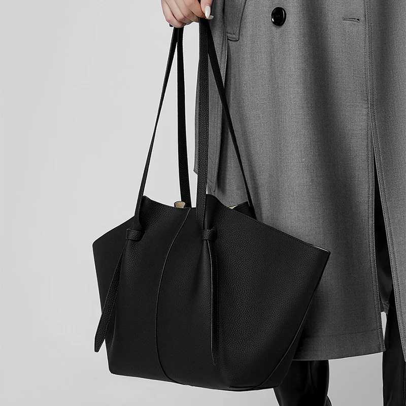 Brand Handheld Tote Bag With Storage Liner Bag Women Shoulder Suede Bag Design Wing Bag Matte Cowhide Large Capacity Travel BagC250412