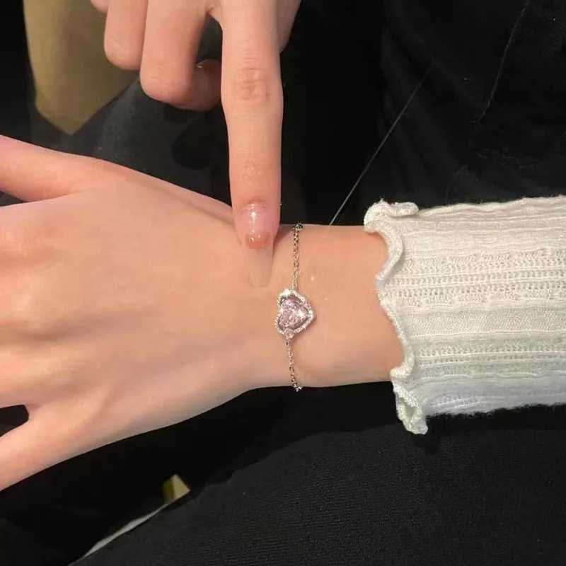 Women Fashion Delicate Pink Crystal Heart Bracelet Y2K Girls Fairy Rhinestone Elegant Adjustable Bracelet Party Jewelry GiftsC250411