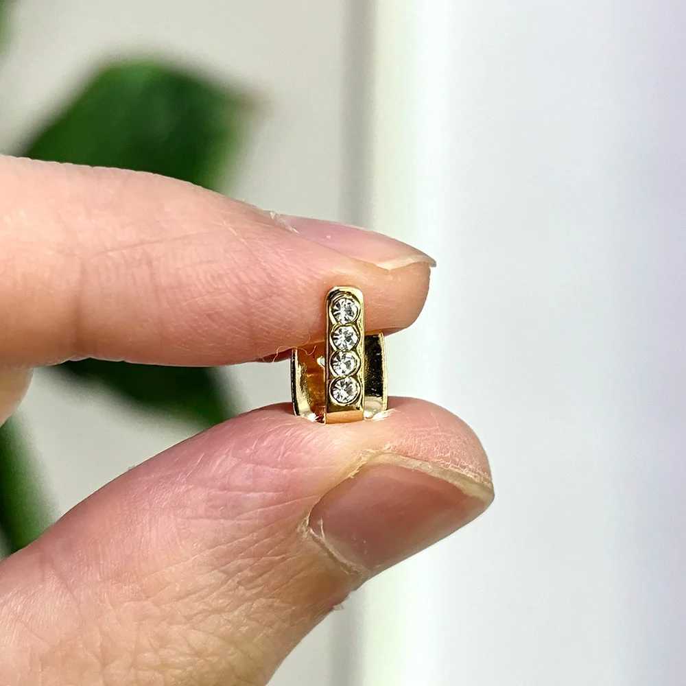 Rachelz Fashion CZ Stone Stand Bar Teeth Grillz Stand Hip Hop 4 Zircon Hat Womens Jewelry Dental Grill W250412