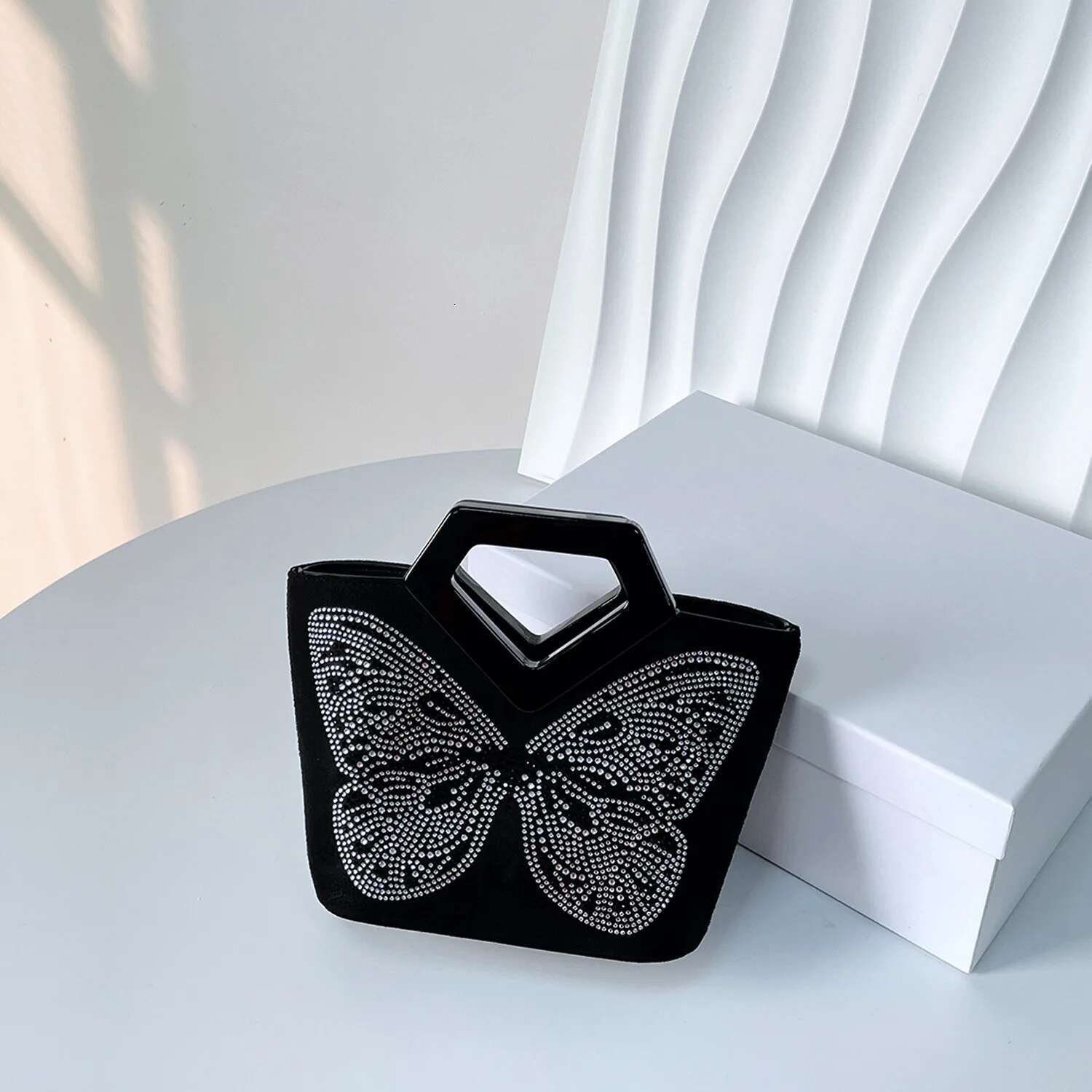 Butterfly Shape Crystal Evening Acrylic Basket Bag Top Handle Purse Women Rhie Handbag Wedding Party Clutch For Ladies