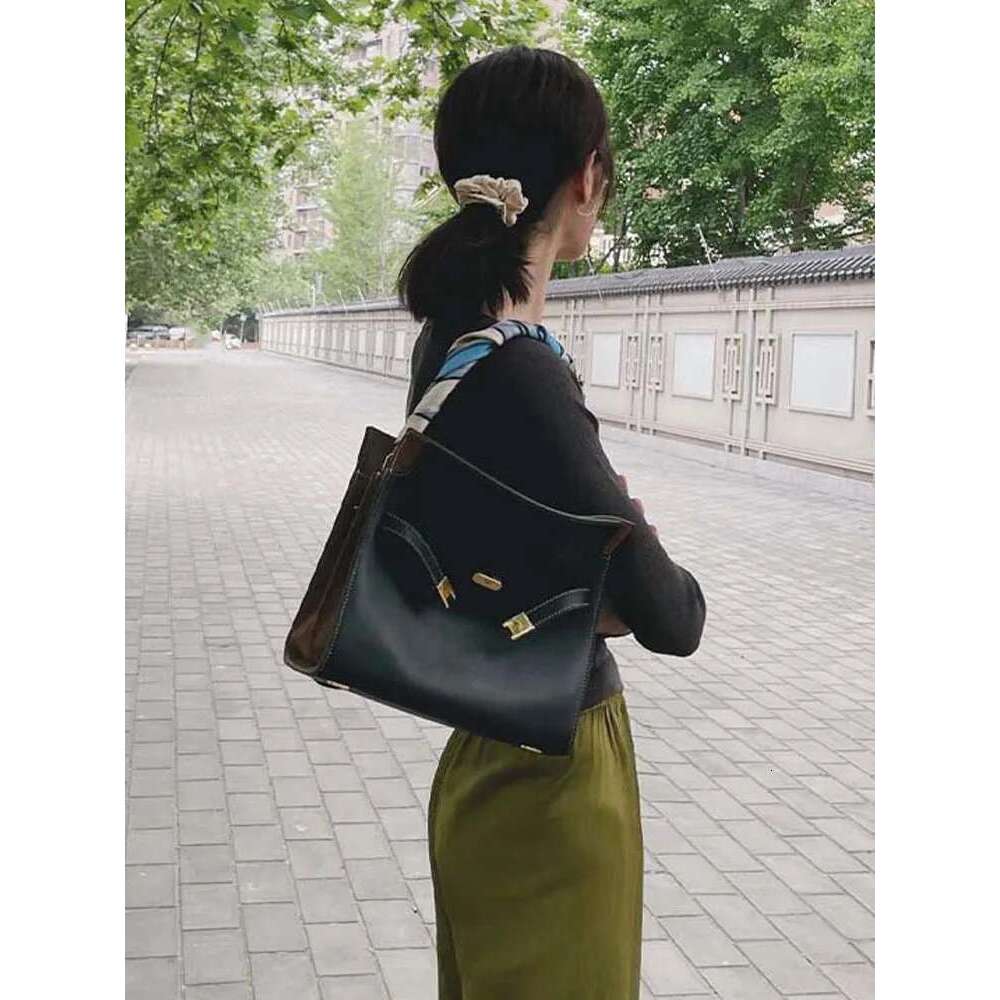 Fashion Totes New Designer Genuine Leather Handbag Office Ladies One Shoulder Underarm Bag Women Square Single Crossbody Bags