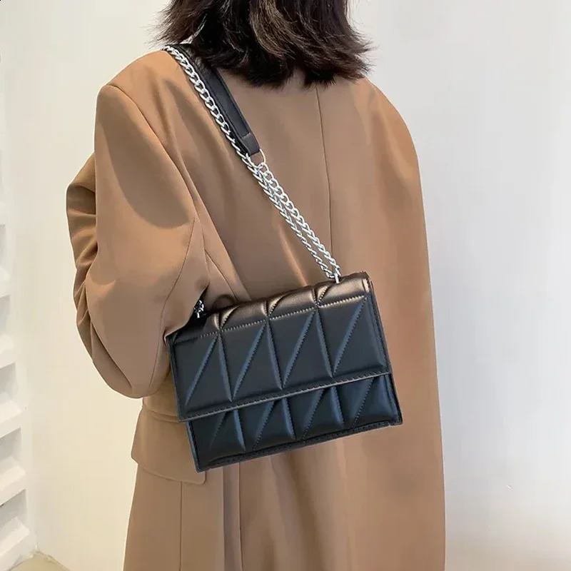 Fashion womens shoulder bag handbag chain strap cross body 250401