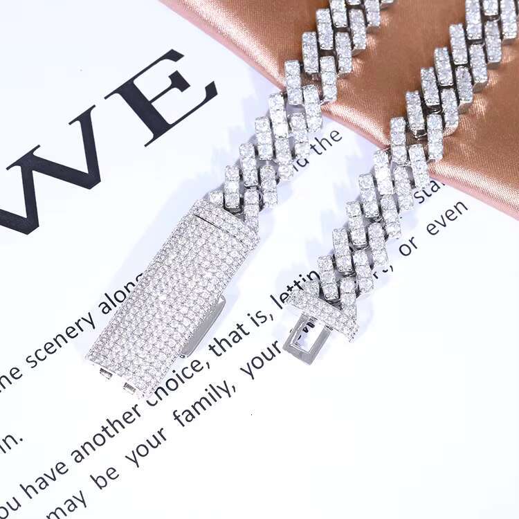 Customized Hiphop Jewelry 10mm Single Rows Cuban Link with Iced Out Moissanite Diamond Cuban Chain Rapper Necklace