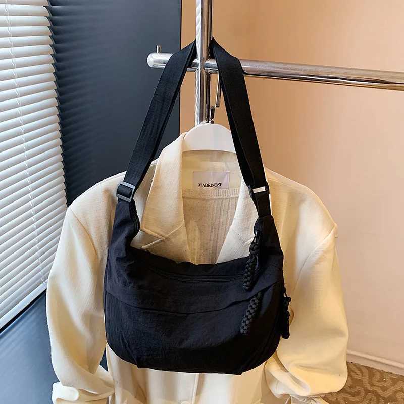 Simple large capacity cross-body schoolgirl bag shoulder cloth bag assorted dumpling bagT2511112