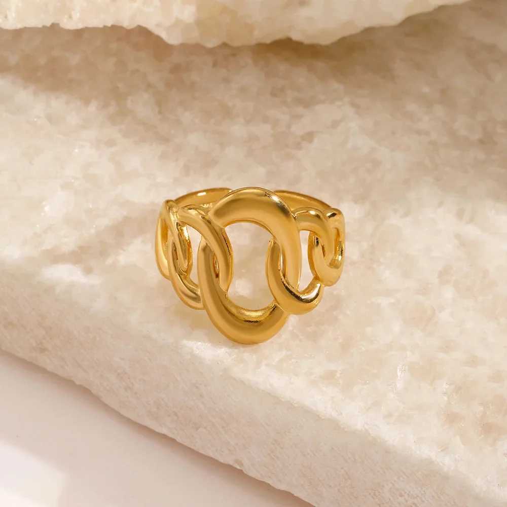 Stainless steel geometric oval adjustable ring suitable for women gold hip-hop fashion oval open ring party jewelry giftXJ250412