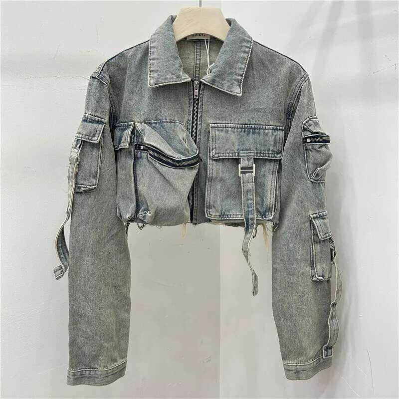 DEAT Women's Denim Jackets Multiple Pockets Burrs Edge Female High Waist Short Cargo Coat 2025 Summer New Fashion 29A1101