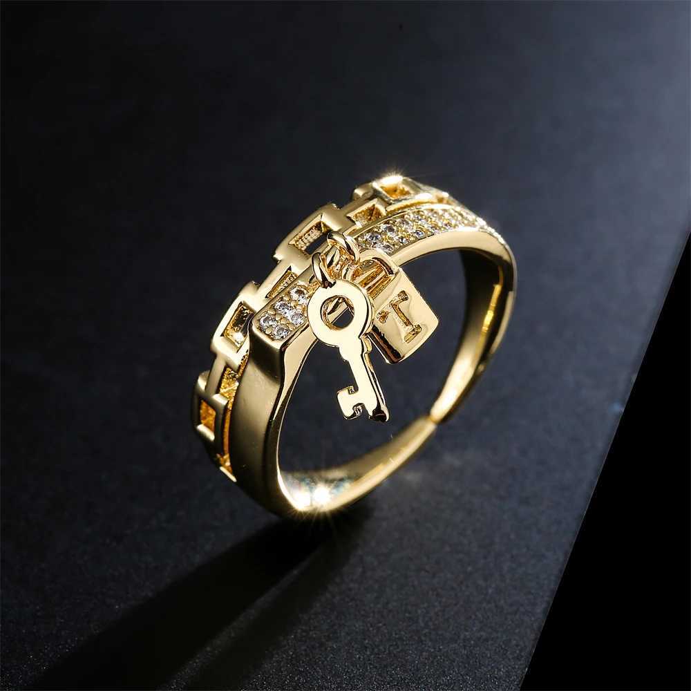 NEWBUY Fashion Gold Colored Copper Wedding Jewelry Luxury AAA CZ Zircon Lock and Key Charm Ring Adjustable for WomenXJ250412