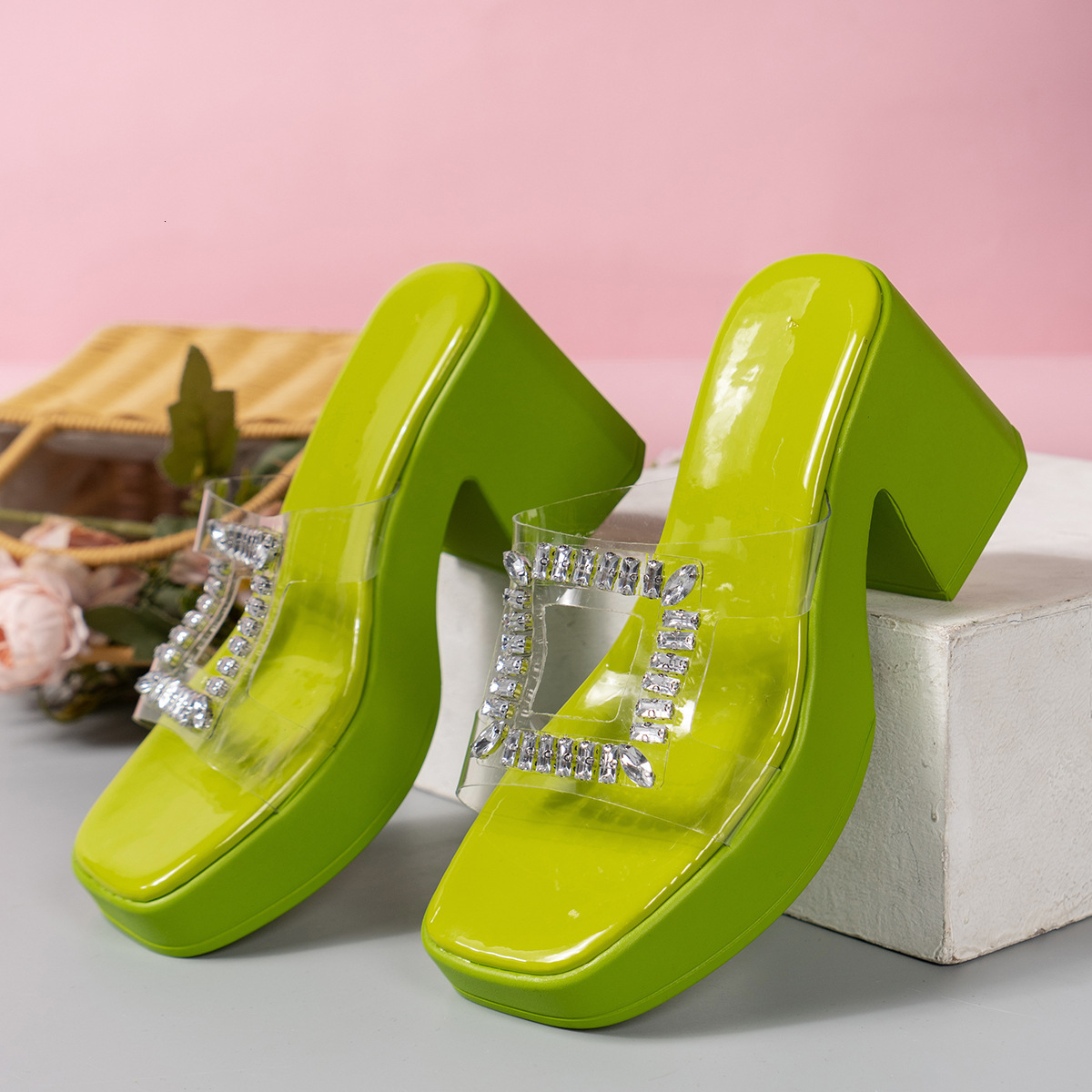 Thick soled high heels, transparent rhinestone cool in 2025 summer semi slippers, new fashion, one line slippers for women