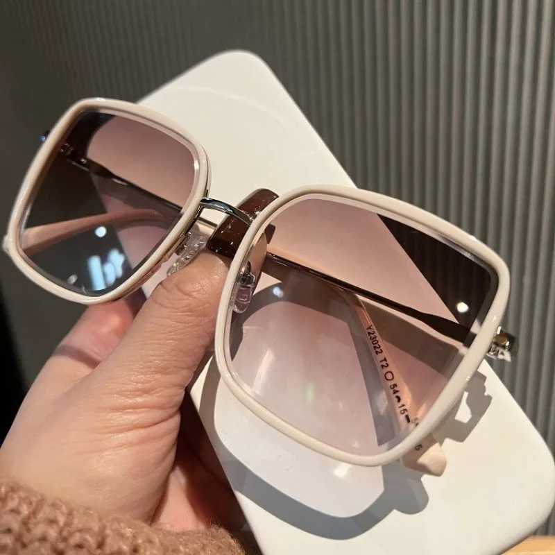 New Fashion Square Sunglasses Women Men Designer Luxury Gradient Sun Glasses Mens Classic Vintage Shades Eyewear UV400 GlassesC250411