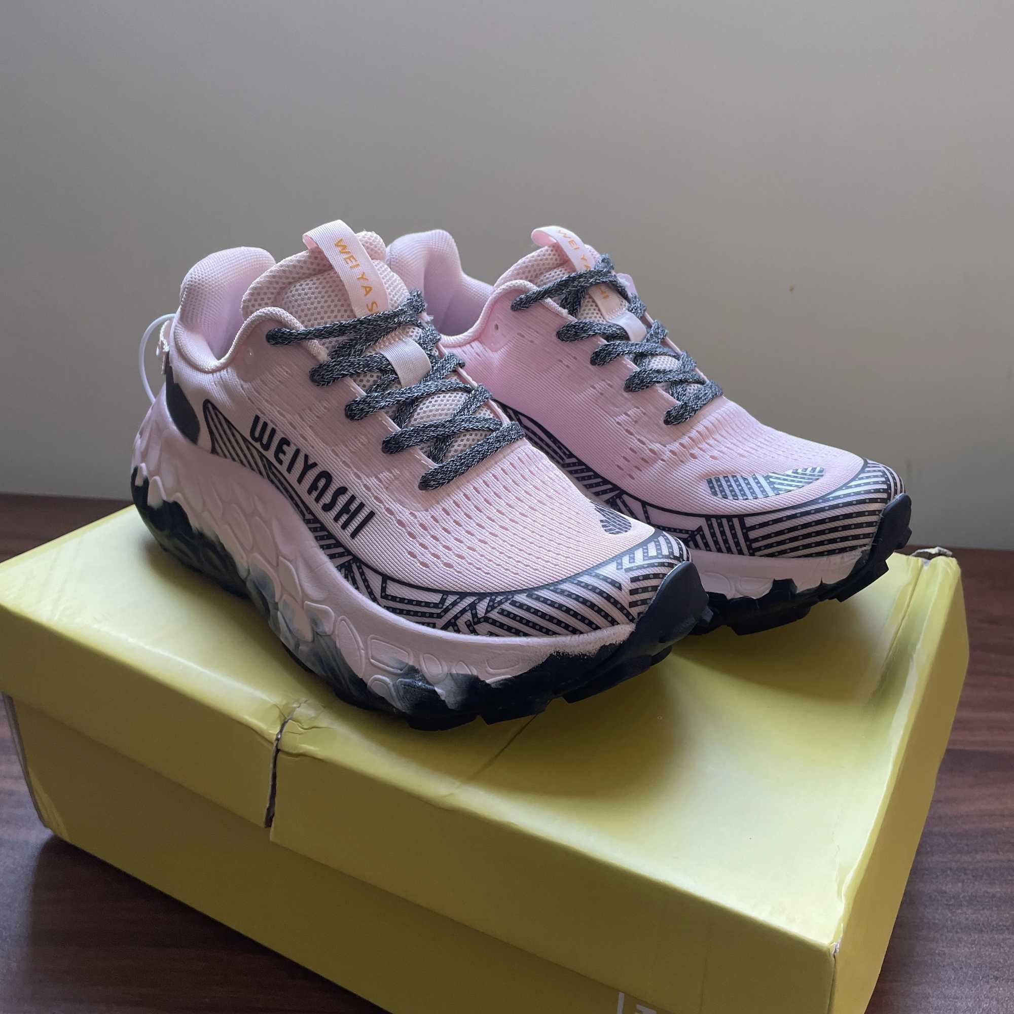 Road Running Shoes Mens Air Cushion Outdoor Sports Shoes Mens Trainers Summer Jogging Shoes Wens Shoes Z250411