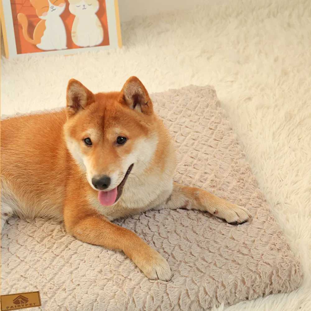 Memory foam pet bed with removable washable artificial fur cover orthopedic waterproof dog bed used for Flat noodles anti-skid bottom dog bed X250412