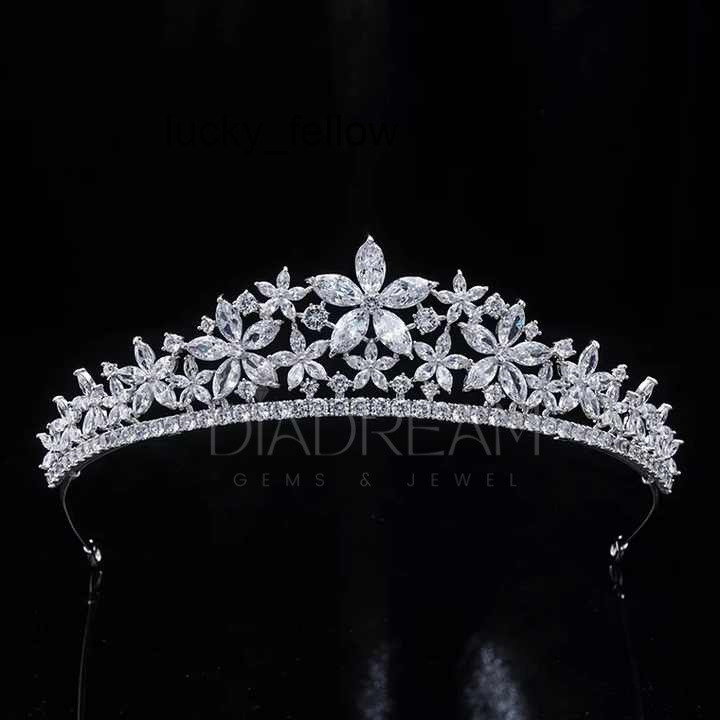 Luxury 925 Sterling Silver Crown Tiara New Fashion Moissanite Crystal Diamond Wedding Anniversary Happy Birthday Wholesale