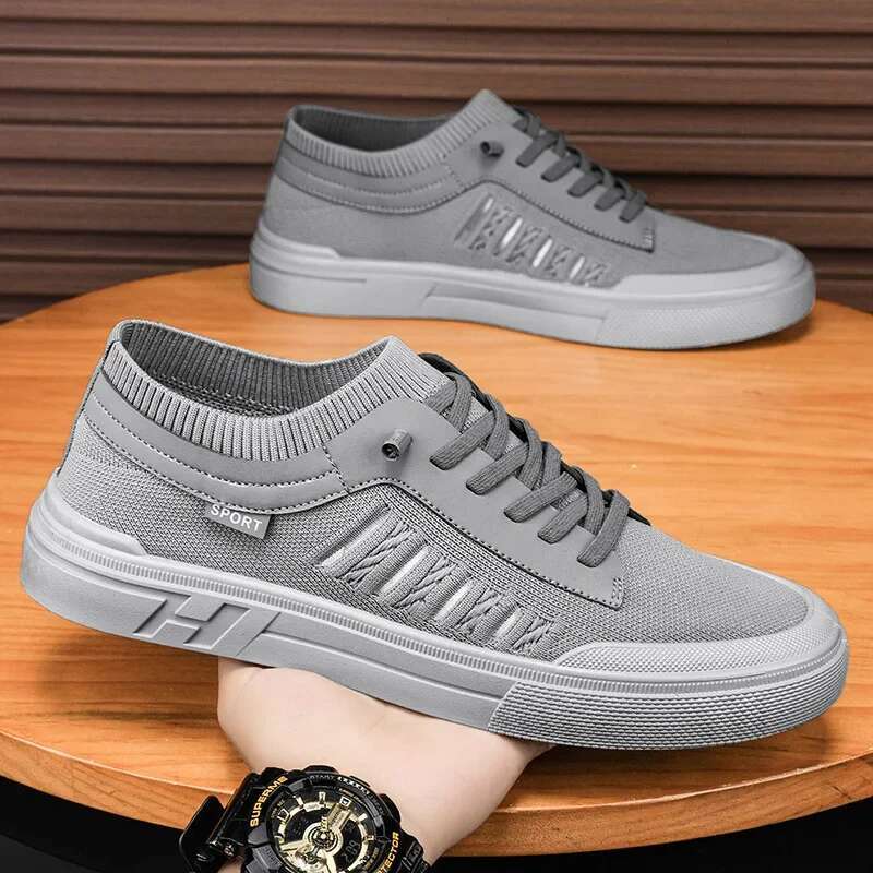 2025 Summer New Casual Men's Sports Shoes Breathable Lightweight Round Head Solid Color Anti Slip Designer Fashion Flat Shoes