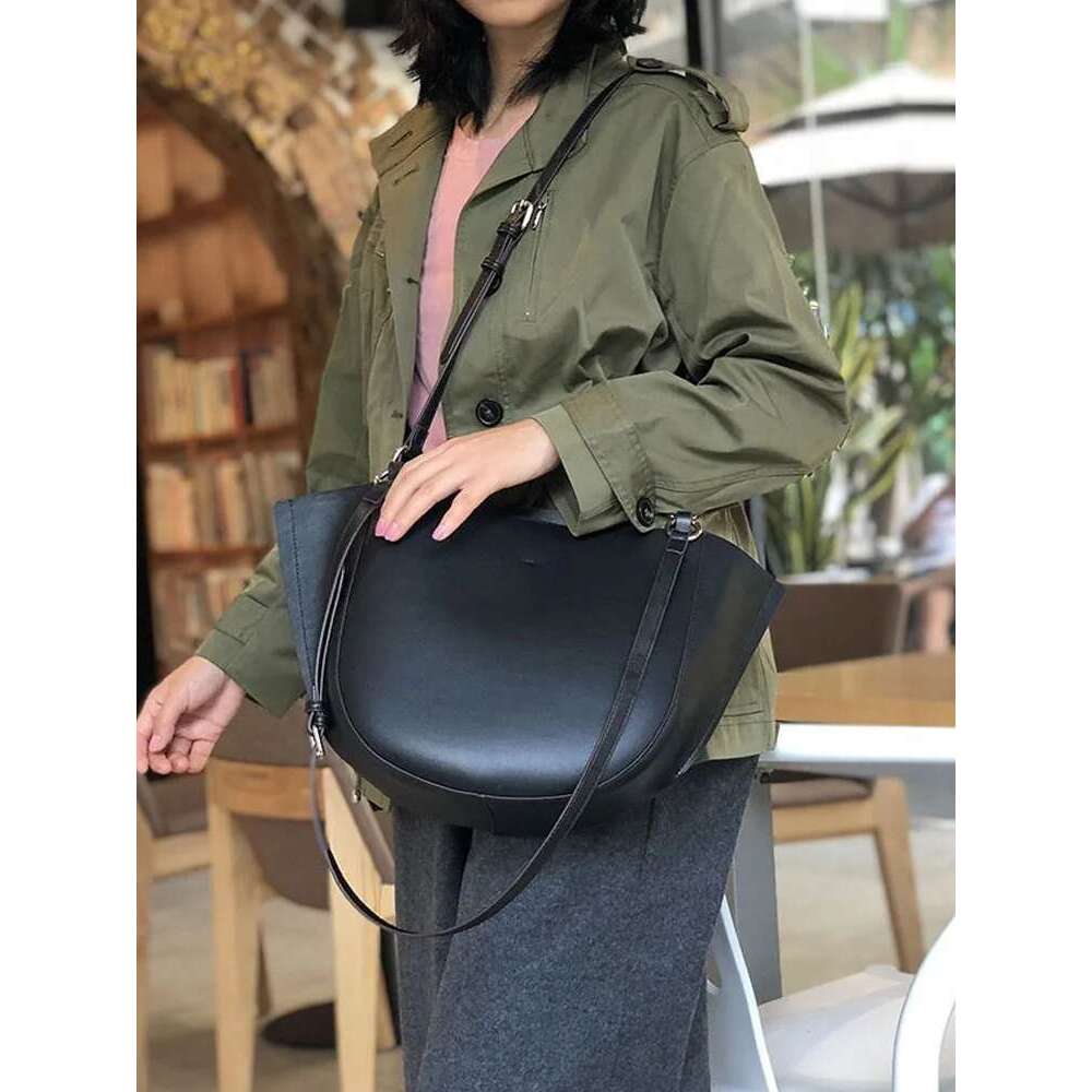 Women Shoulder Handbag Black Casual Soft Cow Split Leather Fashion Single Crossbody Bags Designer Solid Color Ladies Sg Bag