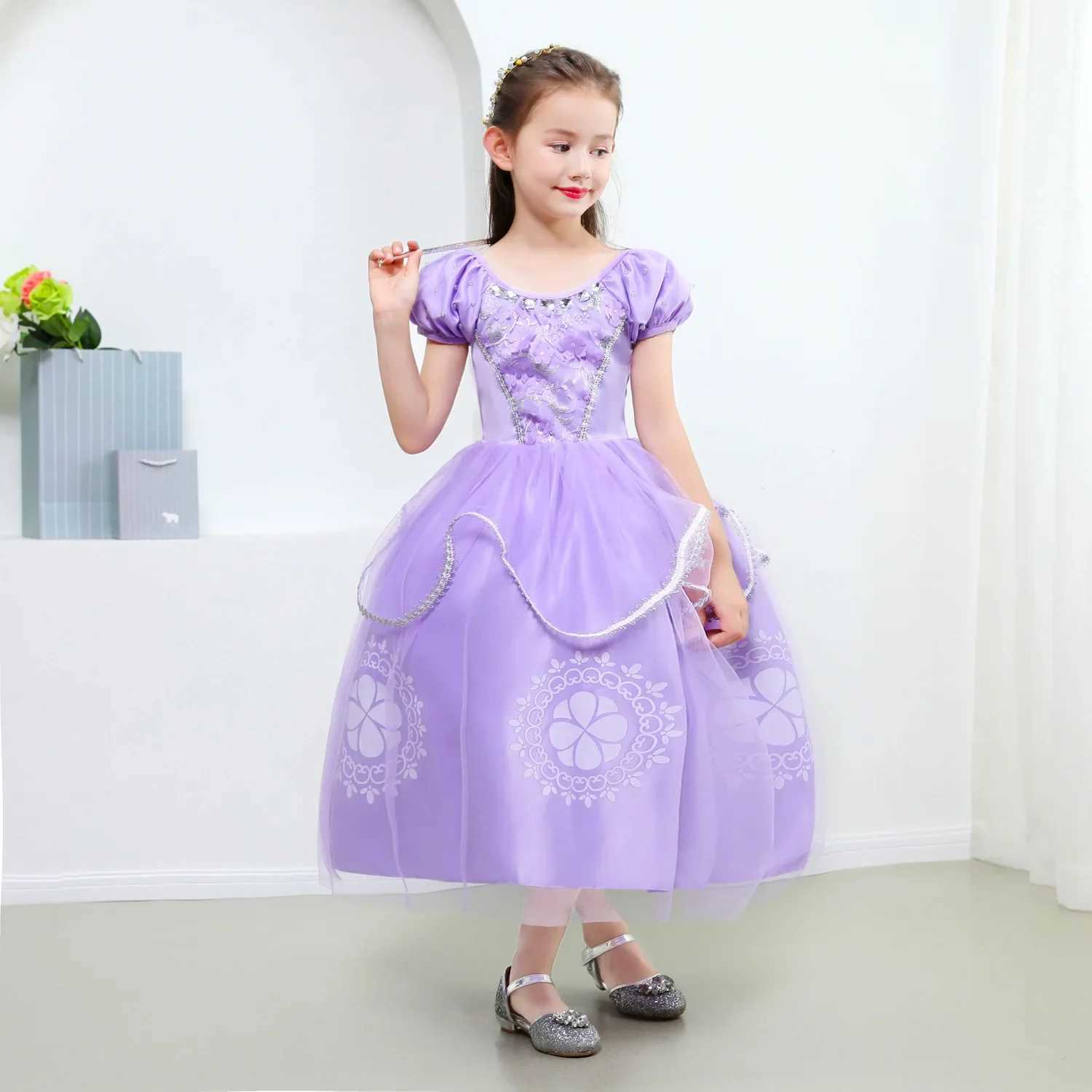 Disney Cartoon Sofia the first anime costume girl princess dress floral decal dance dress childrens carnival dress Sofia role-playing robeXJ250411