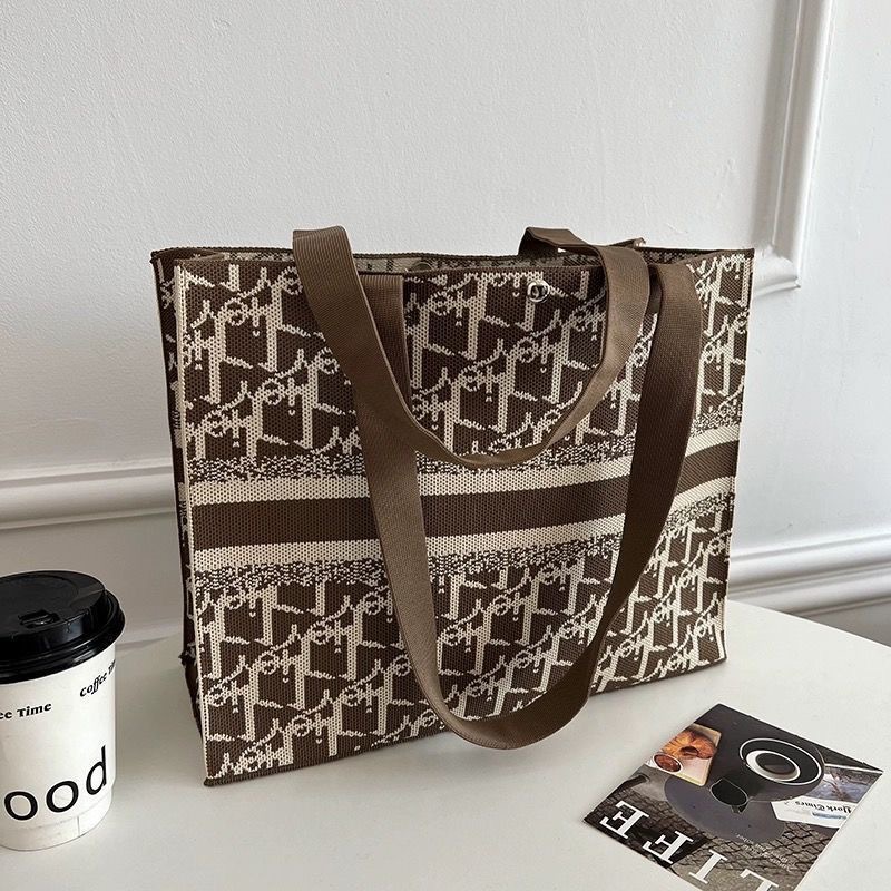 New style old flower knitted cross body bag for women large capacity commuter women's bag tote bag handbag commuter niche