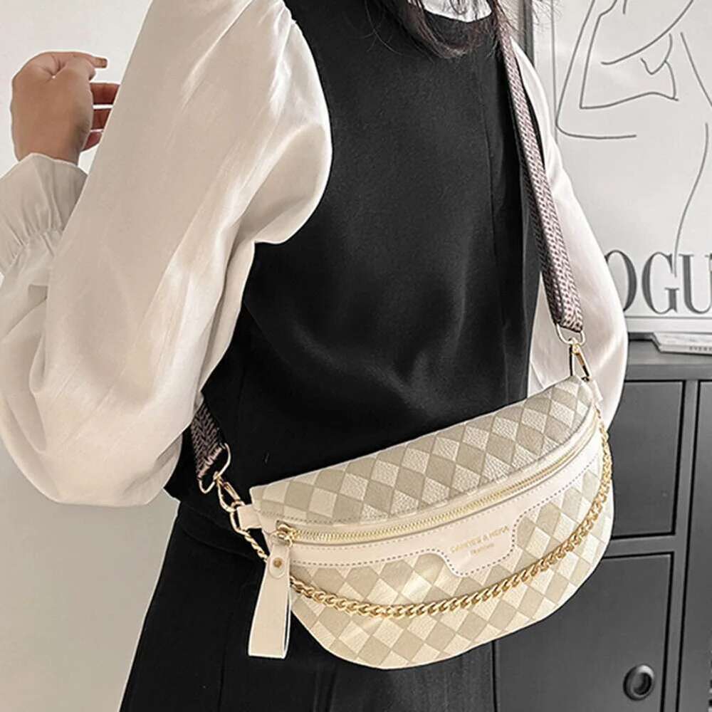 Rhombic Lattice Fanny Pack Bum Bag Fashion Chain Women Messenger Bags Casual PU Leather Simple Wide Strap for Weekend Vacation