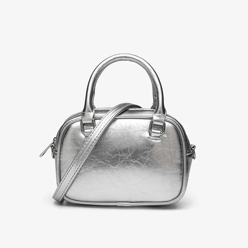 Small square womens bag 2025 summer Sier shoulder bag Versatile handbag accessible luxury niche cross bag luggageXJ250412