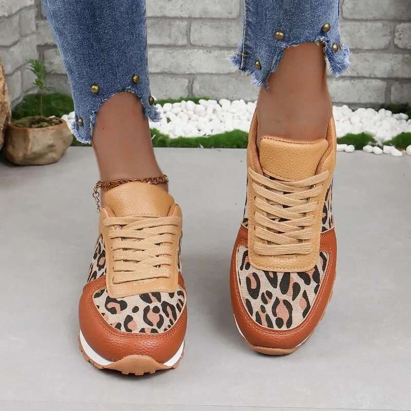 2025 casual leopard print women's designer fashion sports shoes with lace up women's thick soled sports shoes