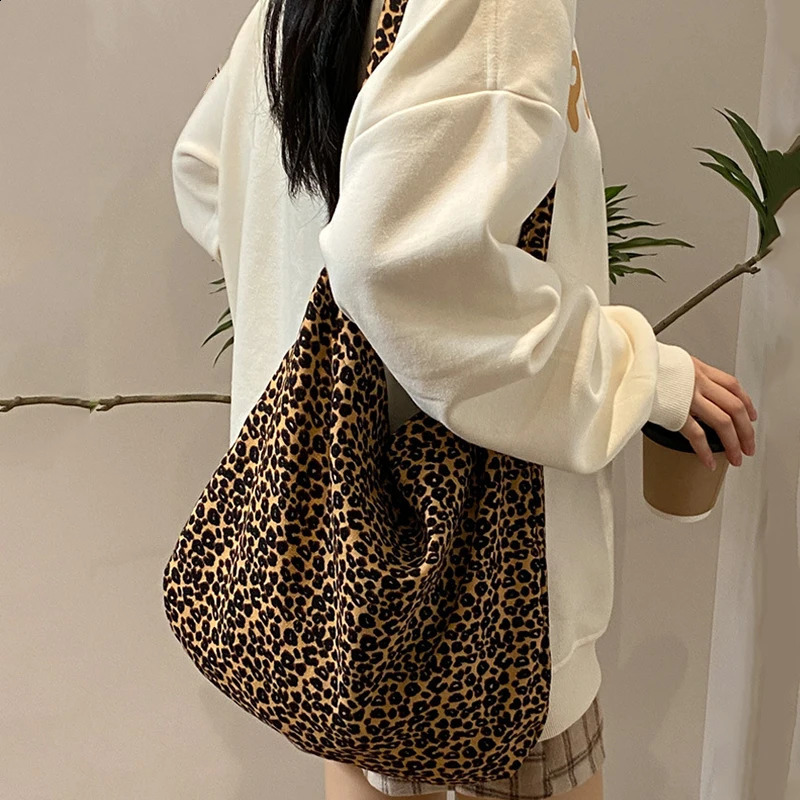 Fashion canvas bag womens handbag large capacity bottom retro leopard print shoulder shopping 250401