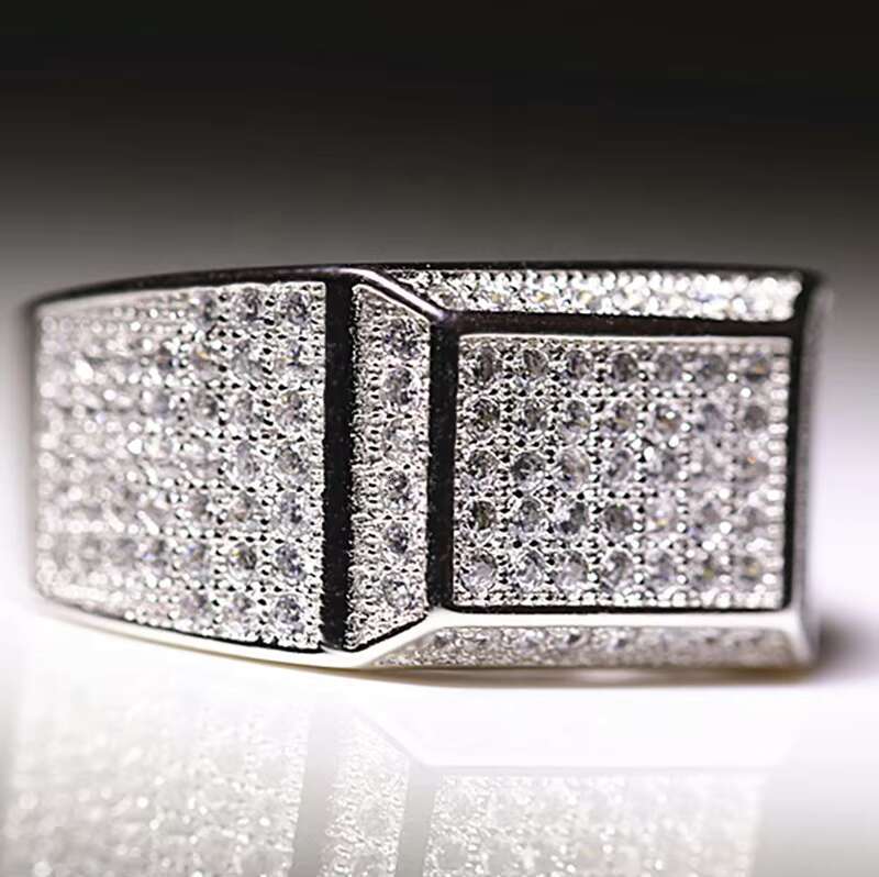High Quality Hip Hop Jewelry Dubai Luxury Glaring Cool 925 Sterling Silver Iced Out Paved VVS Moissanite Diamond Mens Ring