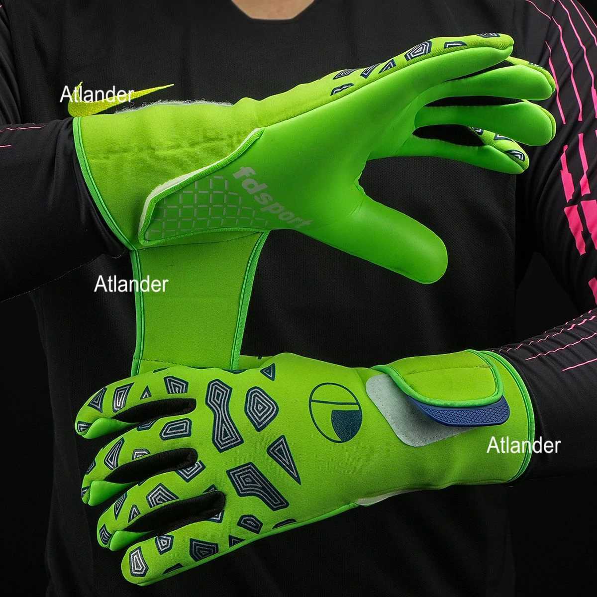 Premier Quality 4mm Latex Goalkeeper Gloves Football Soccer Men Women Thick Gloves Football Futbol Futebol Match Goalie GlovesW251112