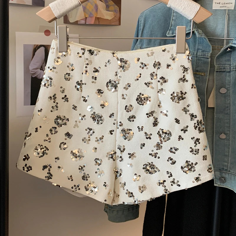 2025 Fashion Streetwear Woman Shorts Y2K Summer Booty Shiny Sequins Shorts Women Wide Leg Short Pants Femme Pink Grey Black 250411