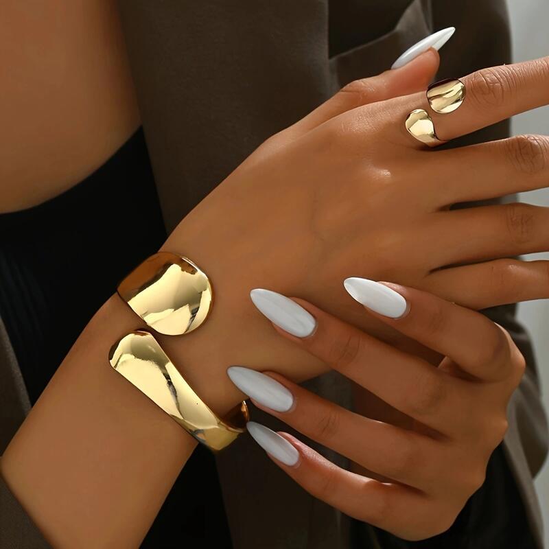 14K Gold-Plated Adjustable Open Ring - Timeless Elegance for Every Ocn