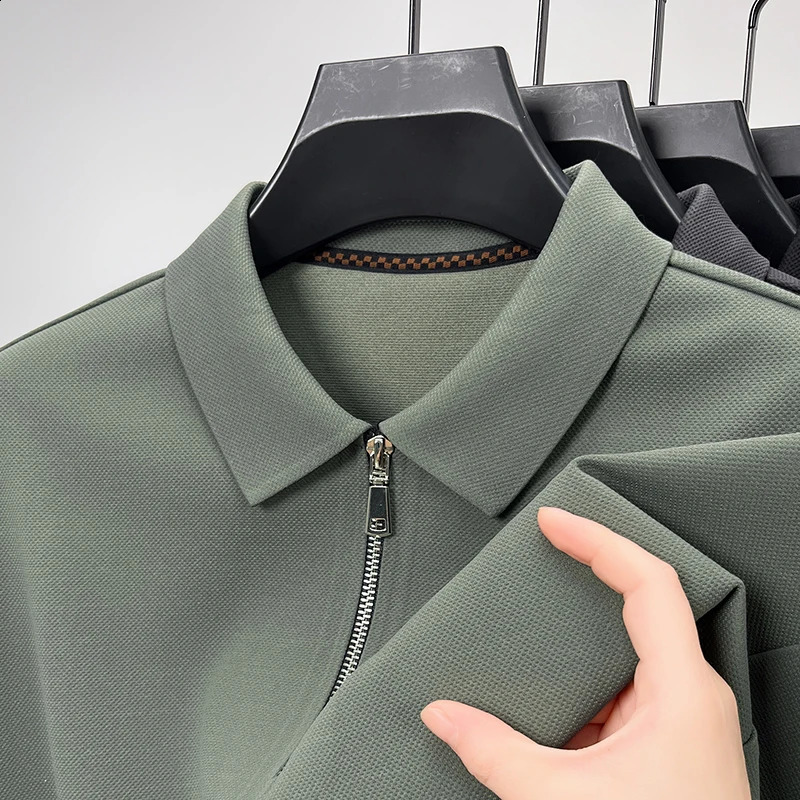 High quality long sleeved mens polo shirt with automatic fashionable collar and half zipper high-end minimum casual T-shirt 250411