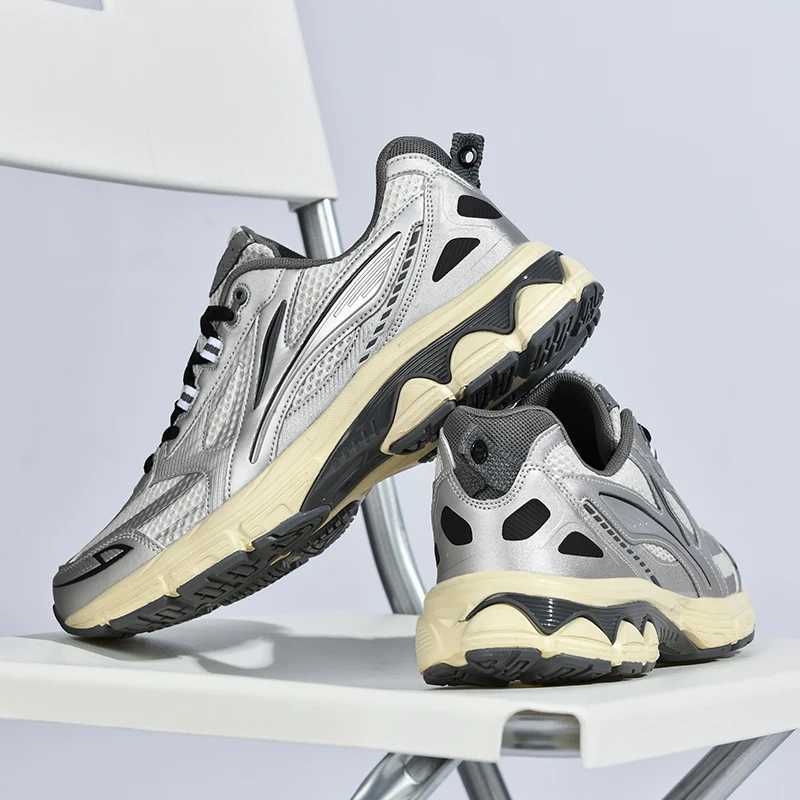 2025 New Men Sports Running Shoes Casual Marathon Breathable Lightweight Wens Cfortable Athletic Nonskid Walking Sneakers Z250411