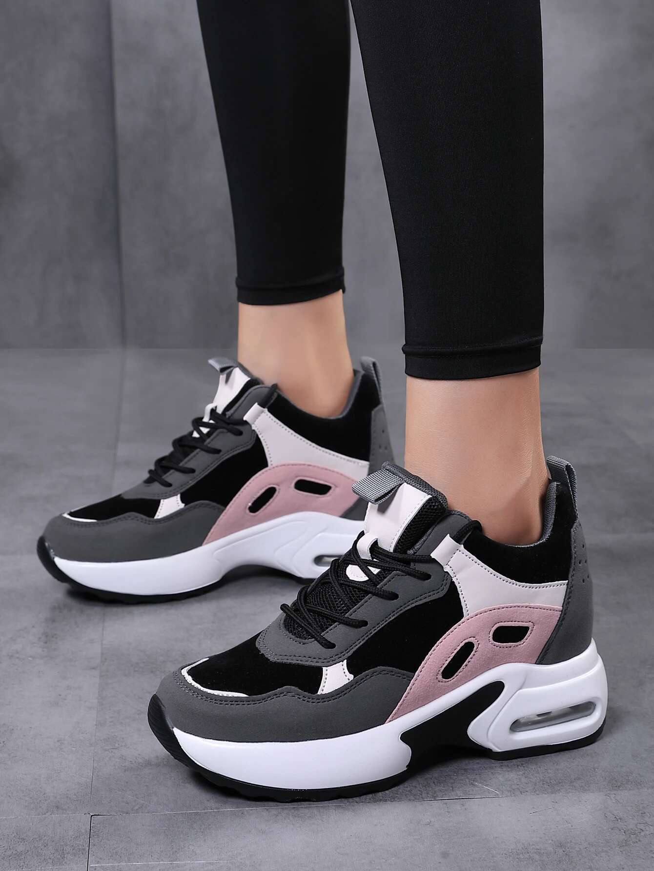 2025 Summer New Women's Mesh Breathable Casual Lightweight Designer Fashion Sports Walking Shoes Running Shoes