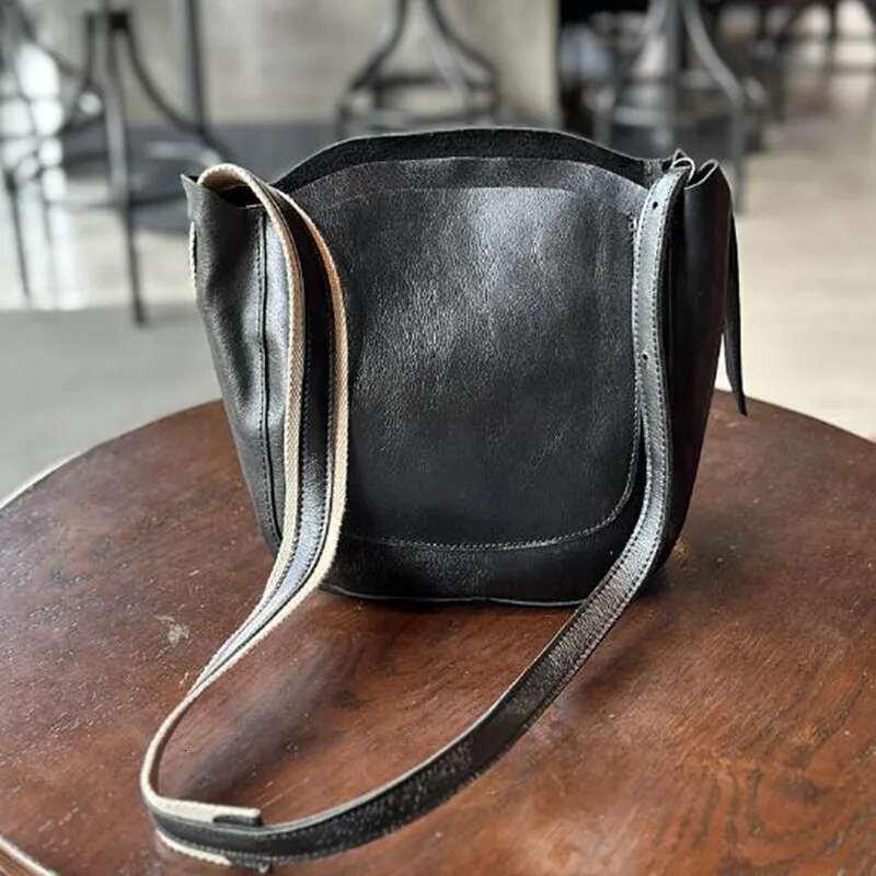 Tanned Cow Leather Crossbody Bag Korea Women Leather Handbag Design Vintage Bucket Phone Shoulder Crossbody Bags
