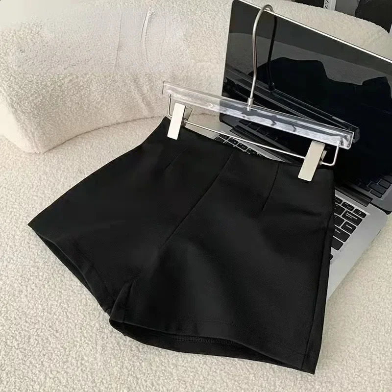 Black Skinny Shorts Women Zipper-Fly High Waist Trouser Girls European Y2k Temper Fashion Autumn Ladies Sexy Vintage 250409