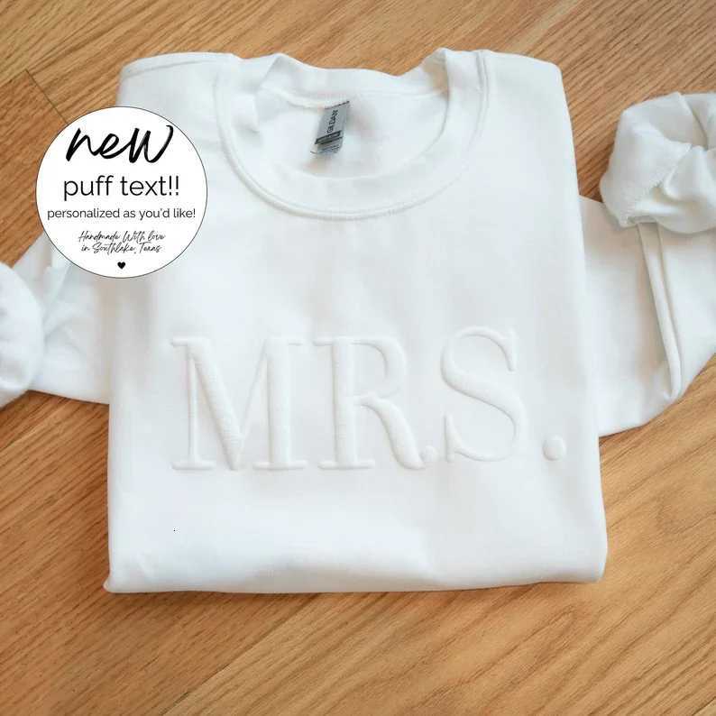 POD customization Custom Embossed Bridal Mrs Sweatshirt New Mrs Pullover Bride Sweatshirt Bride to Be Sweater White or Black Jogger SetT251112