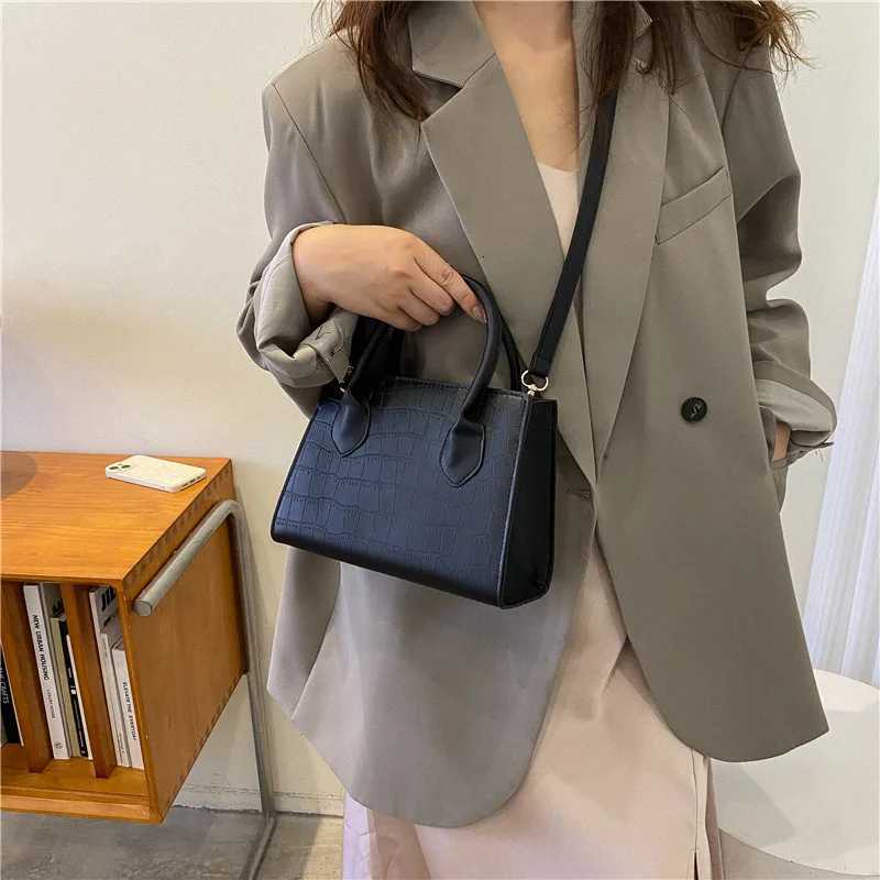 Classic Simple Women Bag Fashion Square Small Handbag Vintage Stone Pattern Lady Crossbody Bag New Trendy Advanced Shoulder BagT2511112