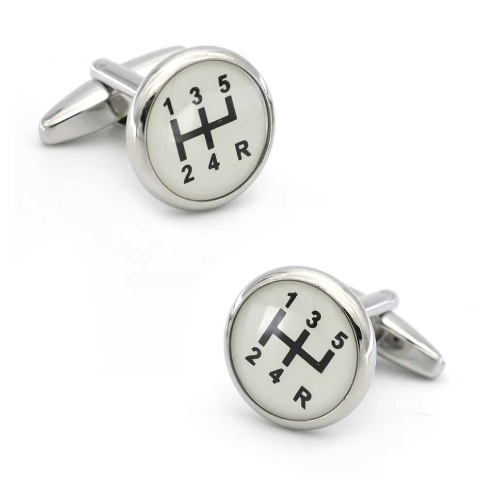 Mens gear cufflinks made of high-quality brass material with a novel white automotive design. Wholesale and retail of cufflinksT250412