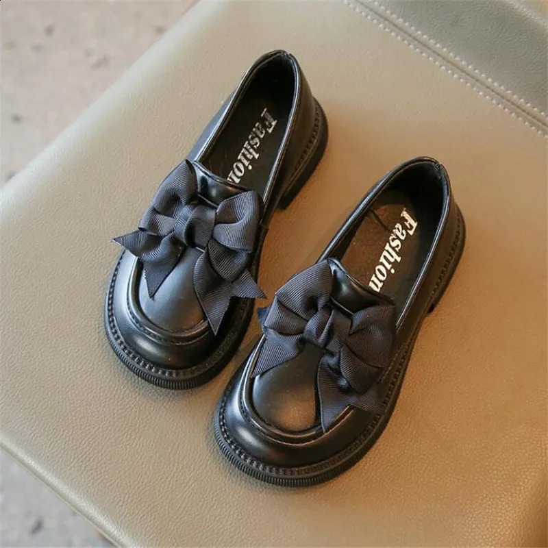 Girl British Style Black Leather Shoes Cute Bow Patent Leather Princess Shoes Childrens Shallow Mouth Dress Shoes 250411