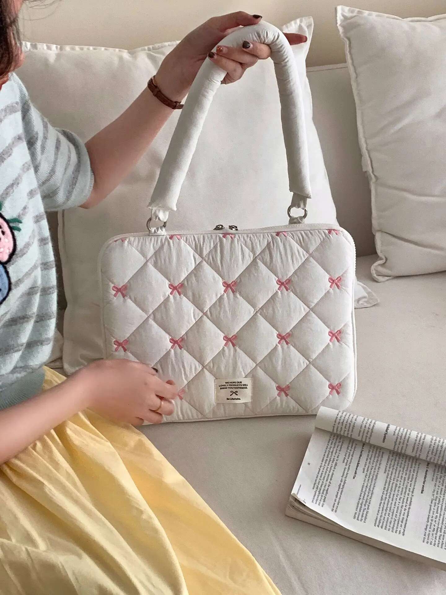 Cute Shockproof For Book Air13.6 Pro13 15 16 Samsung Xiaomi Huawei 14 15.6 Inch Laptop Storage Shoulder Bag