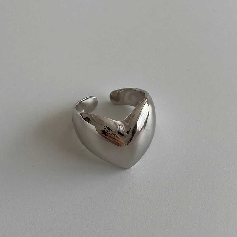 Stainless steel simple smooth metal heart-shaped ring mens Y2K Tren open ring Korean elegant party jewelry couple giftXJ250412