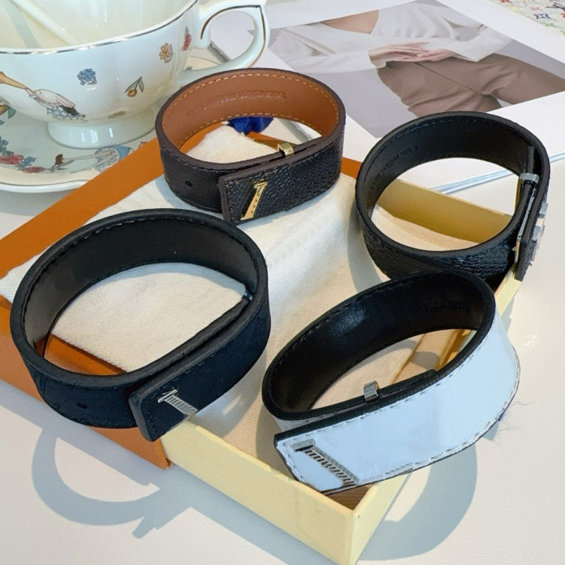 Men's Leather Rope Jewelry Designer Women's Bracelets Brass Material Retro Flower Fashion Bracelet Wedding Gift Top Quality