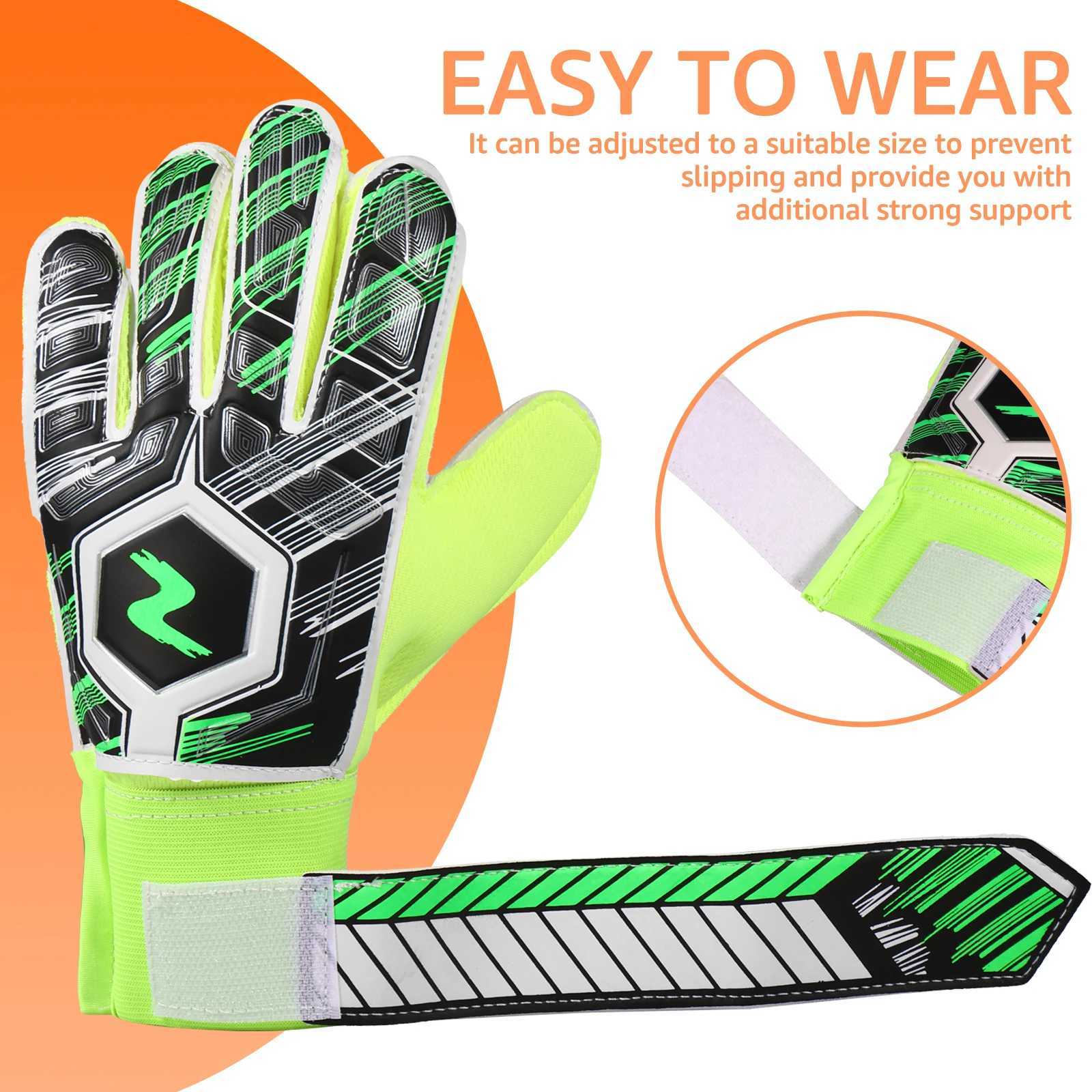 Childrens football goalkeeper gloves 6/7/8/9/10 size thick latex anti slip adjustment wristband goalkeeper glovesXJ250412